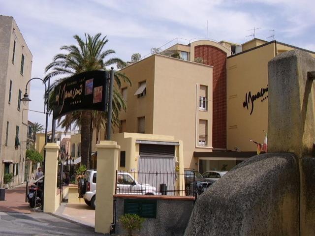 Residence Il Gabbiano Вариготи Екстериор снимка