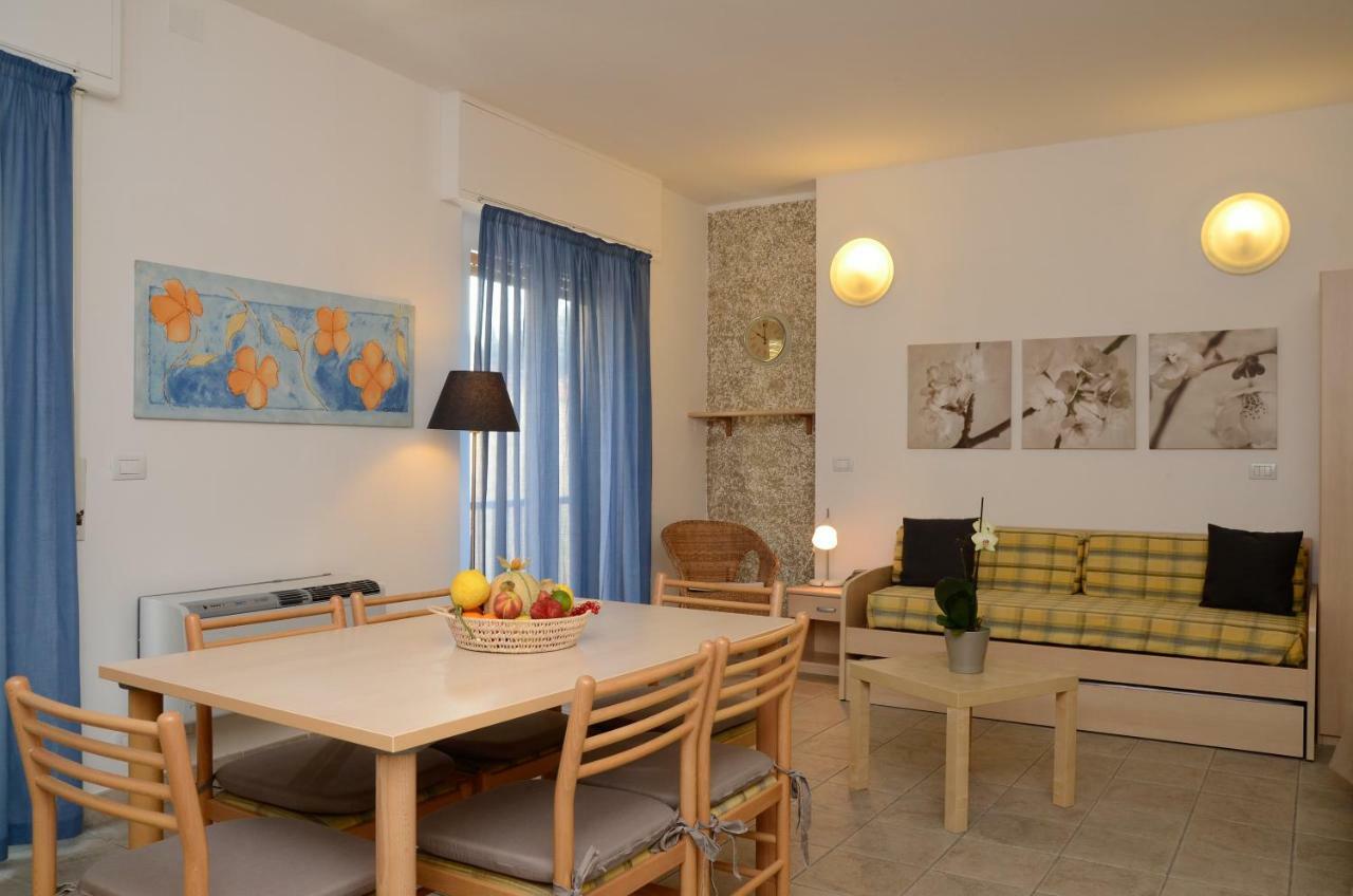 Residence Il Gabbiano Вариготи Екстериор снимка