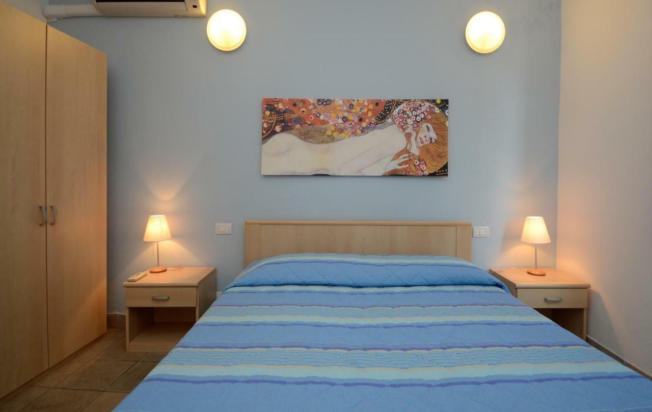 Residence Il Gabbiano Вариготи Екстериор снимка
