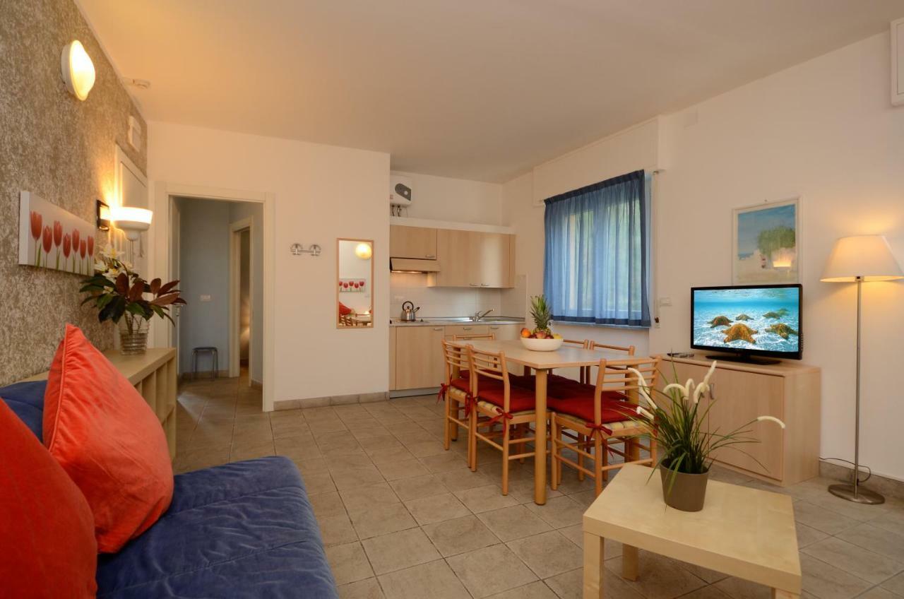 Residence Il Gabbiano Вариготи Екстериор снимка