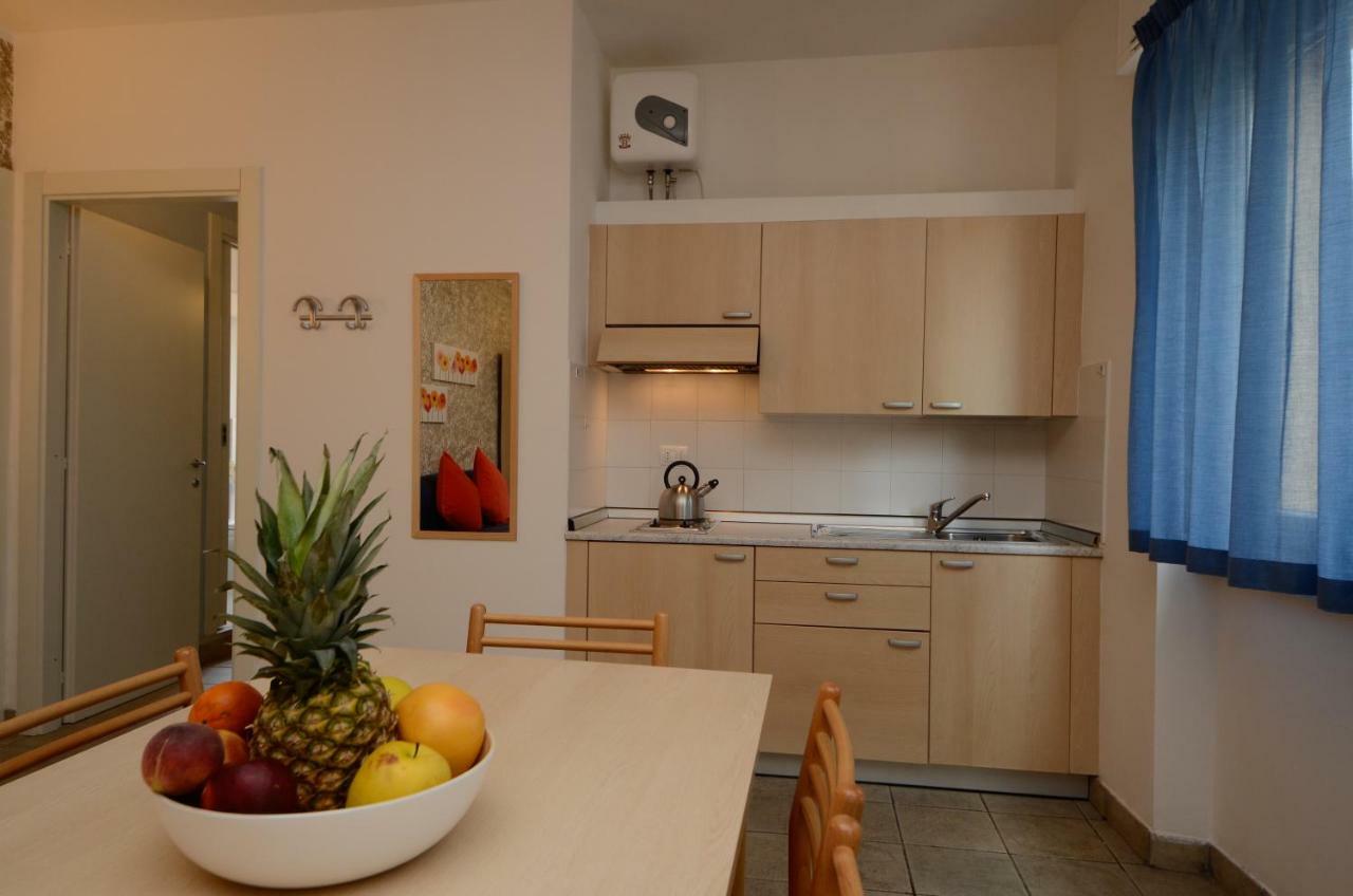 Residence Il Gabbiano Вариготи Екстериор снимка